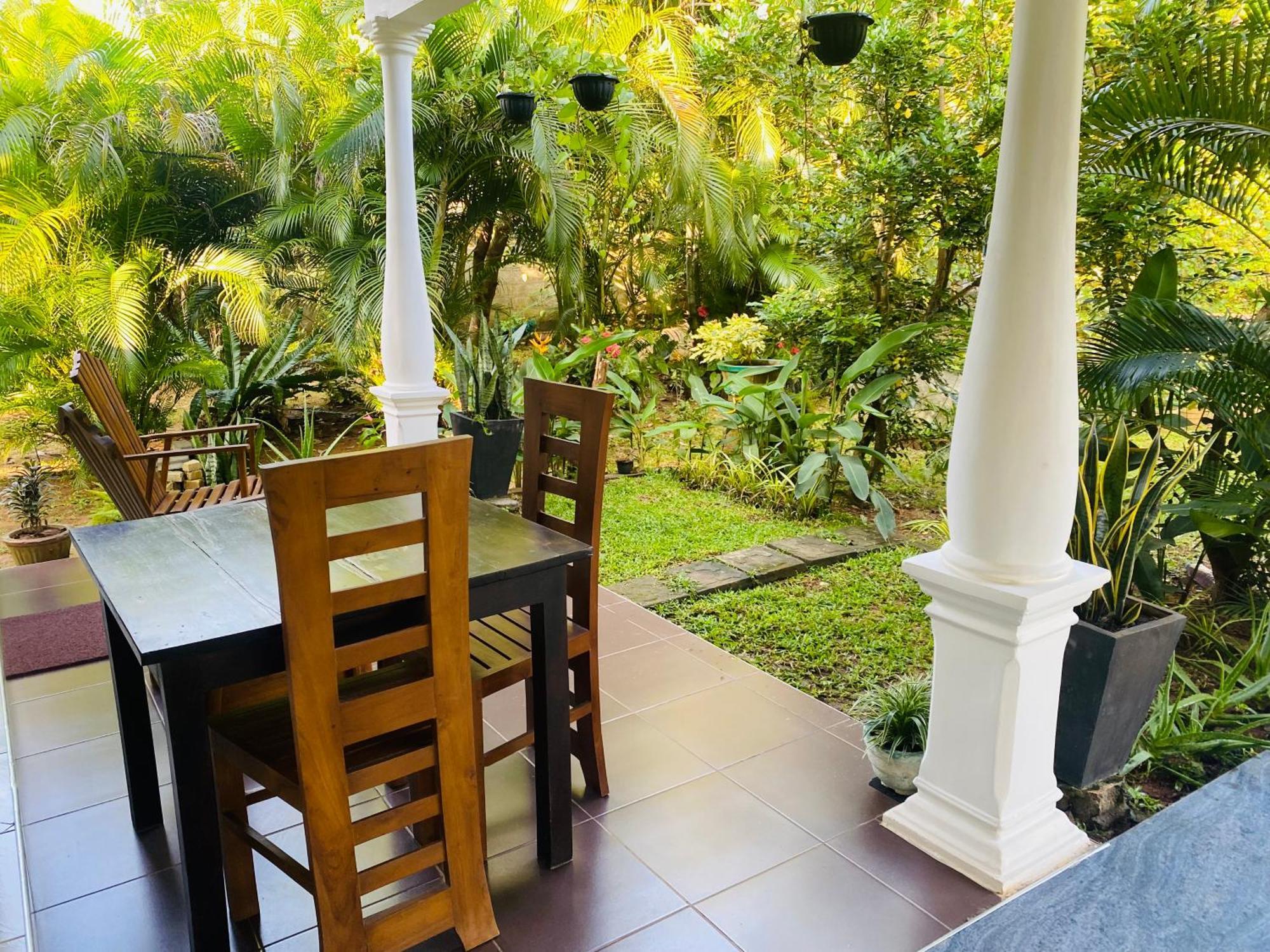 Fairview Dill Homestay 锡吉里亚 外观 照片