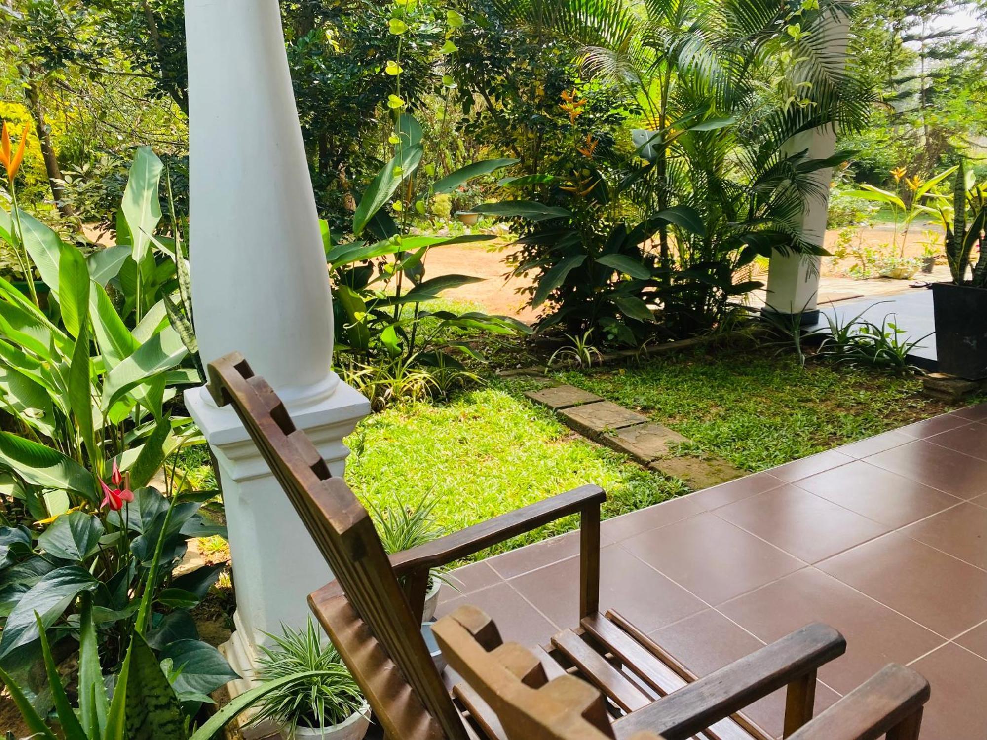 Fairview Dill Homestay 锡吉里亚 外观 照片